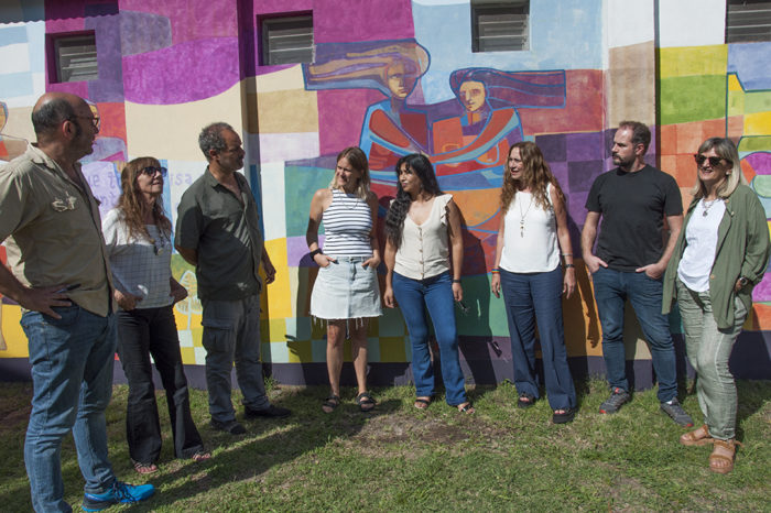 Lucila Puyol, secretaria de Derechos Humanos y Diversidad de la provincia del Gobierno de SantaFe, se reunió en la sede de EAAF en Buenos Aires junto a otros funcionarios para avanzar en el trabajo articulado entre la provincia y el Equipo.