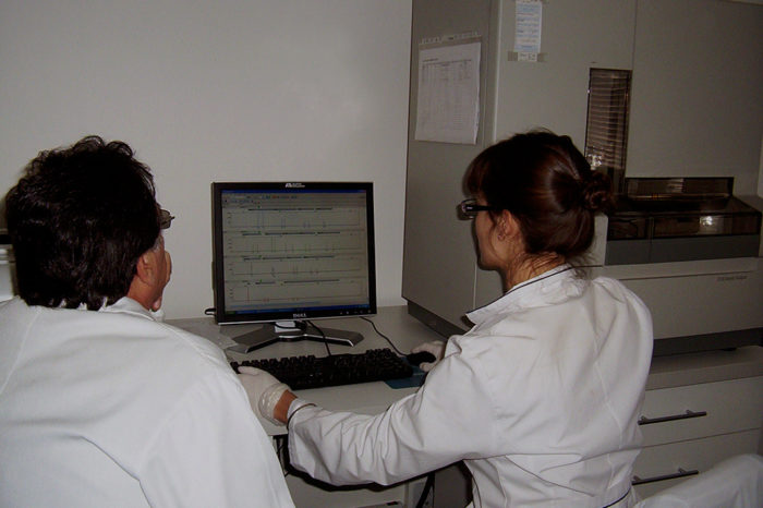 Con un nuevo software, el EAAF aumenta su capacidad de identificaciones masivas